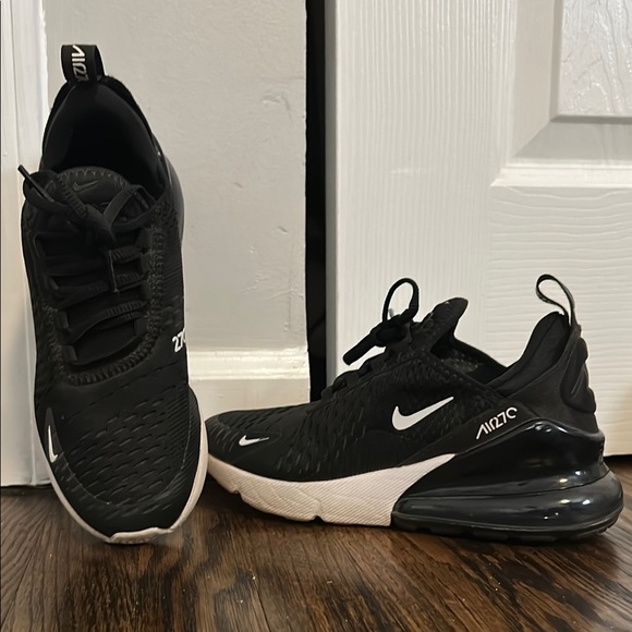 Nike Air Max 270 Black Sneakers